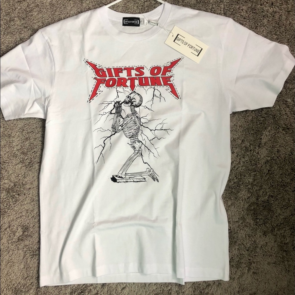 Gifts of Fortune NWT T-Shirt!